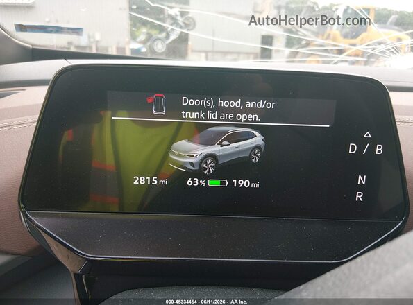 1V2DSPE84SC015068 2025 VOLKSWAGEN ID.4 White Rear seats view