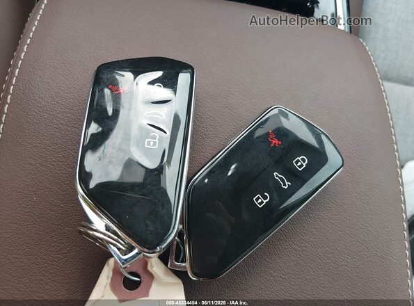 1V2DSPE84SC015068 2025 VOLKSWAGEN ID.4 White Dashboard view