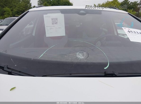 1V2DSPE84SC015068 2025 VOLKSWAGEN ID.4 White Front view