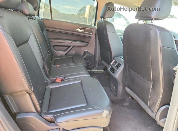 1V2ER2CA6JC526675 2018 VOLKSWAGEN ATLAS Blue Вид задньої частини салону