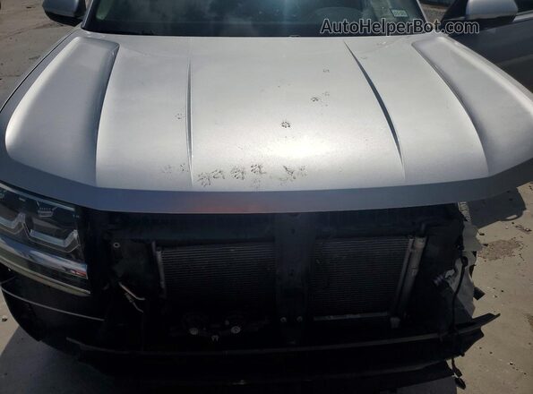 1V2ER2CA7KC600669 2019 VOLKSWAGEN ATLAS Серебряный Вид задней части салона