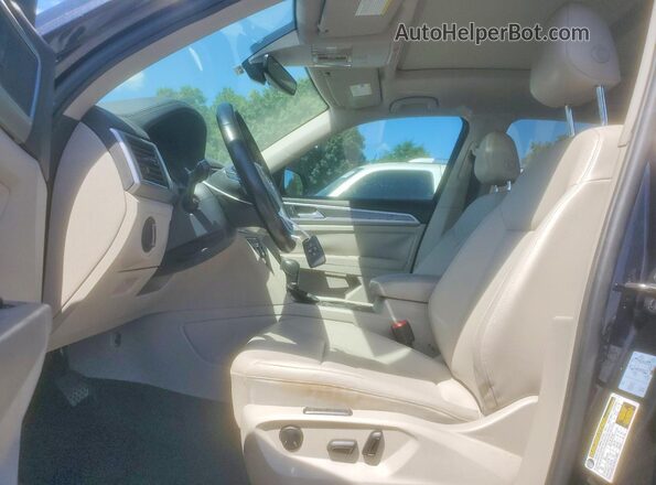 1V2ER2CA9JC523074 2018 VOLKSWAGEN ATLAS Black წინა სალონის ხედი