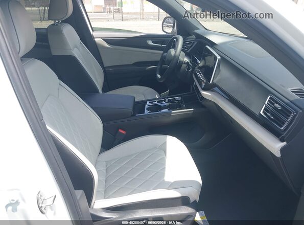1V2FE2CA1RC264270 2024 VOLKSWAGEN ATLAS Белый Вид салона спереди