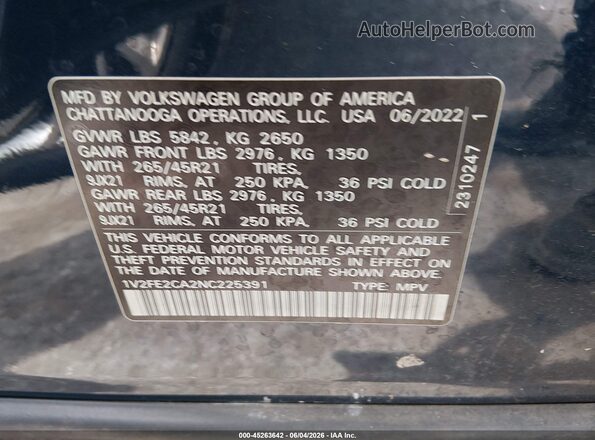 1V2FE2CA2NC225391 2022 VOLKSWAGEN ATLAS Blue Вид підкапотного простору