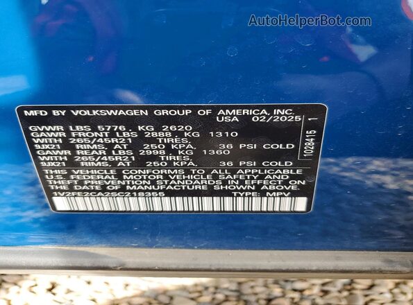 1V2FE2CA2SC218355 2025 VOLKSWAGEN ATLAS Blue 360 interior view