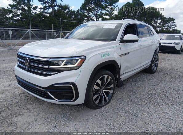 1V2FE2CA7PC207827 2023 VOLKSWAGEN ATLAS White Передня ліва чверть