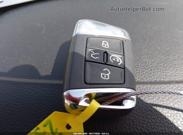 1V2FE2CA7PC207827 2023 VOLKSWAGEN ATLAS White Вид панелі приладів