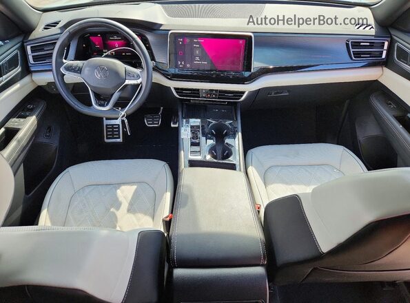 1V2FE2CA8SC207439 2025 VOLKSWAGEN ATLAS Gray Vista del salpicadero