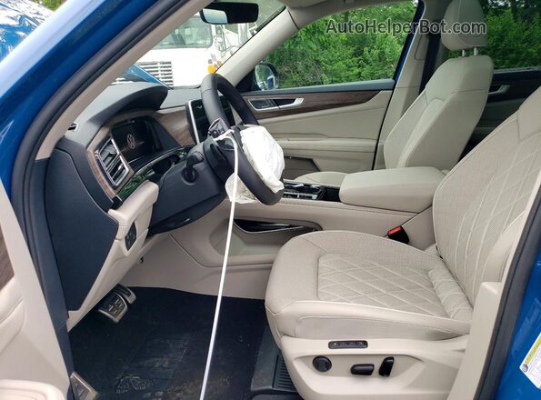 1V2FR2CA7SC540767 2025 VOLKSWAGEN ATLAS Blue Front interior view