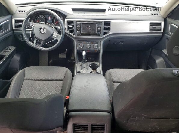 1V2GR2CA4JC551194 2018 VOLKSWAGEN ATLAS Silver Dashboard view