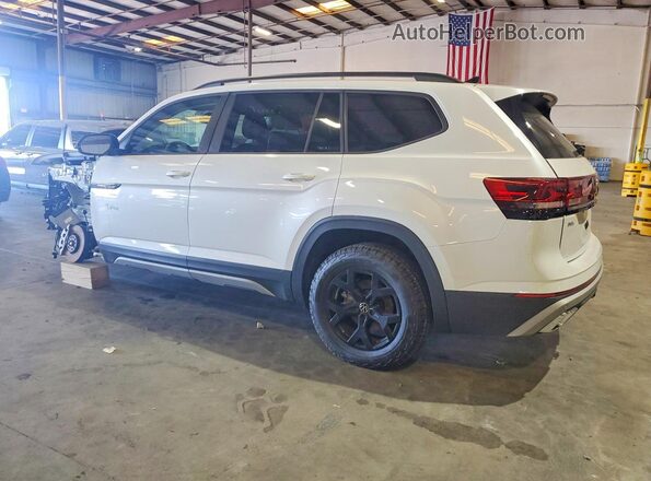 1V2GR2CA6RC591031 2024 VOLKSWAGEN ATLAS White 