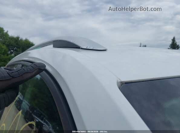 1V2GR2CA8JC531367 2018 VOLKSWAGEN ATLAS White Widok z przodu