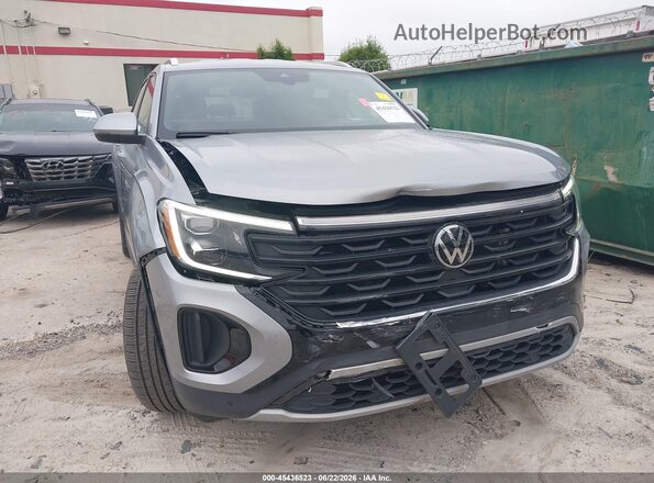 1V2HE2CA5RC225609 2024 VOLKSWAGEN ATLAS Gray Widok z przodu