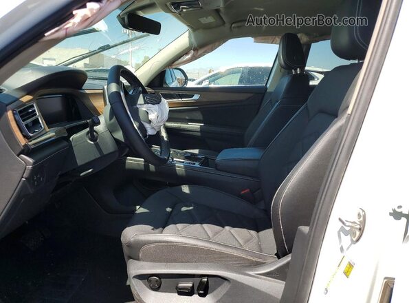 1V2HN2CA8TC523689 2026 VOLKSWAGEN ATLAS White Front interior view