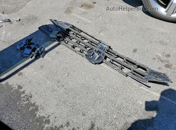 1V2HN2CA8TC523689 2026 VOLKSWAGEN ATLAS White Engine compartment view