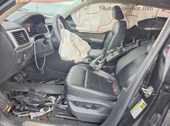 1V2HR2CA2NC526286 2022 VOLKSWAGEN ATLAS Black Front interior view
