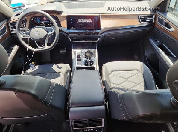 1V2HR2CA3SC503546 2025 VOLKSWAGEN ATLAS White Dashboard view