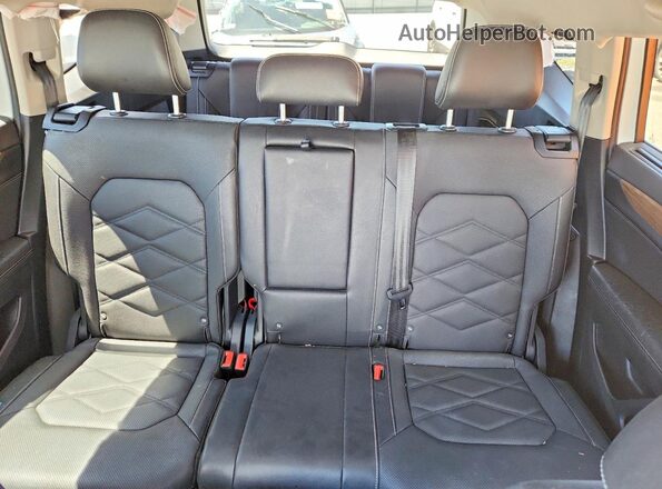 1V2HR2CA4SC523501 2025 VOLKSWAGEN ATLAS White Rear seats view