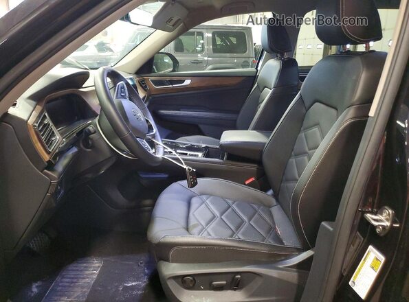 1V2HR2CA8RC610568 2024 VOLKSWAGEN ATLAS Black 