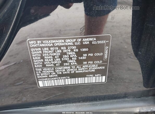 1V2HR2CA9PC536574 2023 VOLKSWAGEN ATLAS Черный Вид подкапотного пространства