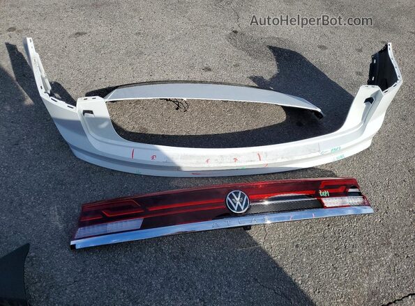 1V2JE2CA6RC211882 2024 VOLKSWAGEN ATLAS White 