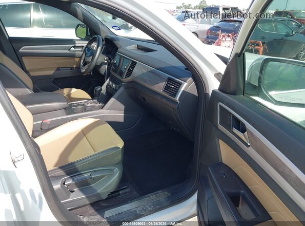 1V2JE2CA7MC223953 2021 VOLKSWAGEN ATLAS White წინა სალონის ხედი