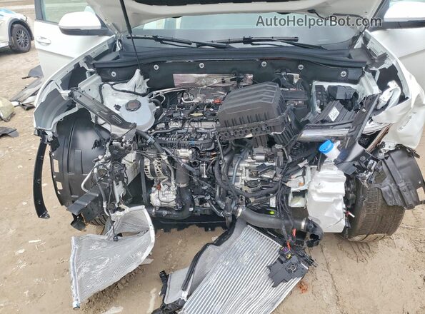 1V2JN2CA6TC515849 2026 VOLKSWAGEN ATLAS White Widok wnętrza z tyłu