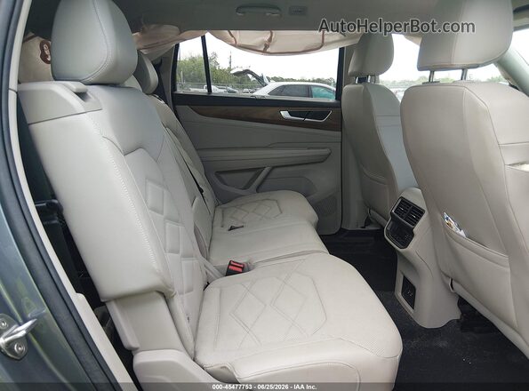 1V2JR2CA0RC560668 2024 VOLKSWAGEN ATLAS Gray Widok naklejki z numerem VIN
