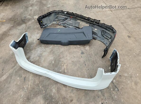 1V2JR2CA0RC561383 2024 VOLKSWAGEN ATLAS White Widok naklejki z numerem VIN