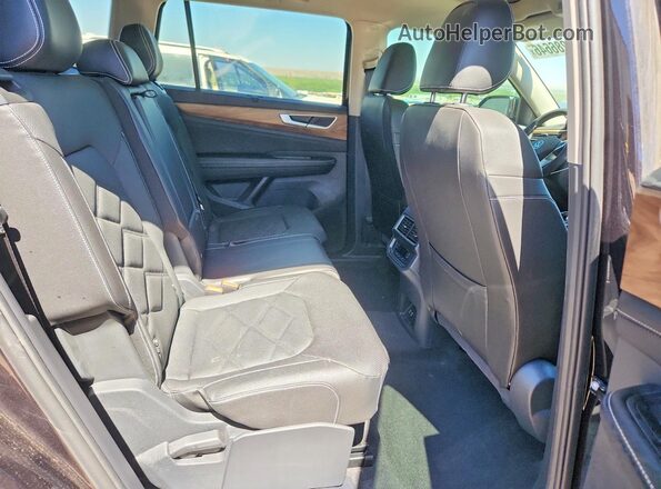 1V2JR2CA2RC622104 2024 VOLKSWAGEN ATLAS Black Вид задніх сидінь