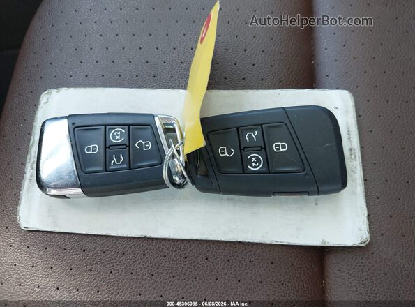 1V2JR2CAXMC500423 2021 VOLKSWAGEN ATLAS White Widok deski rozdzielczej