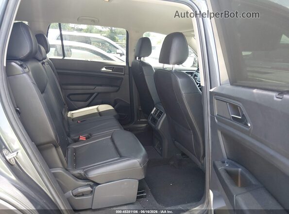 1V2KR2CA1JC532015 2018 VOLKSWAGEN ATLAS Gray Vista de la etiqueta del VIN