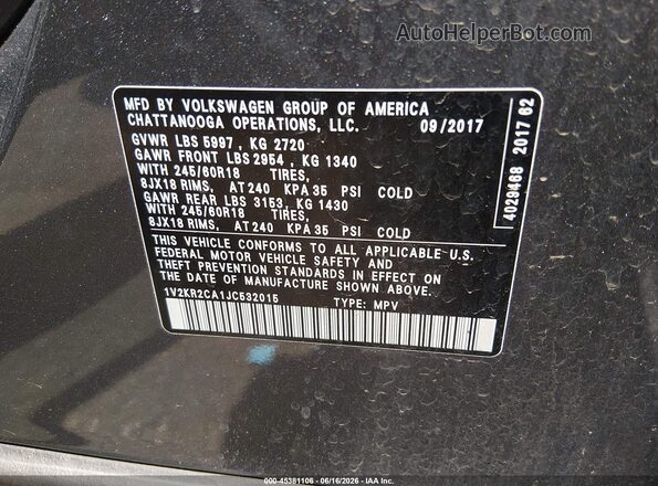 1V2KR2CA1JC532015 2018 VOLKSWAGEN ATLAS Gray Vista del compartimento del motor