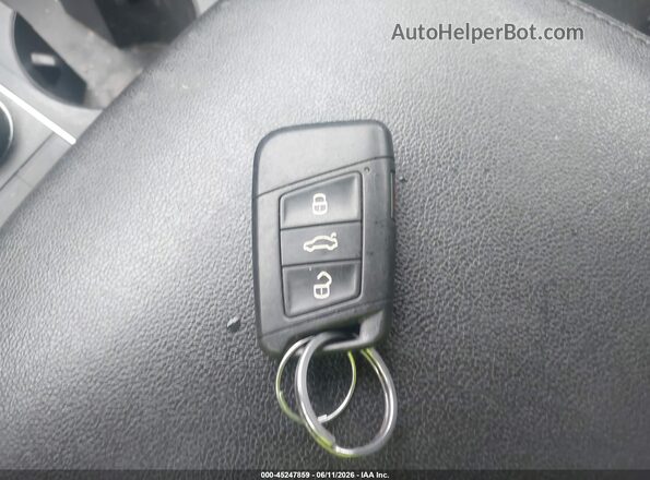 1V2KR2CA3JC513580 2018 VOLKSWAGEN ATLAS Blue Vista del salpicadero