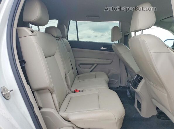 1V2LP2CA3MC532130 2021 VOLKSWAGEN ATLAS White უკანა სალონის ხედი