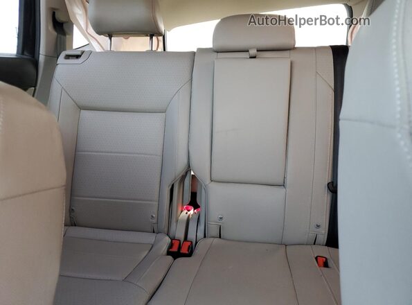 1V2LP2CA5NC559413 2022 VOLKSWAGEN ATLAS Black Widok tylnych siedzeń