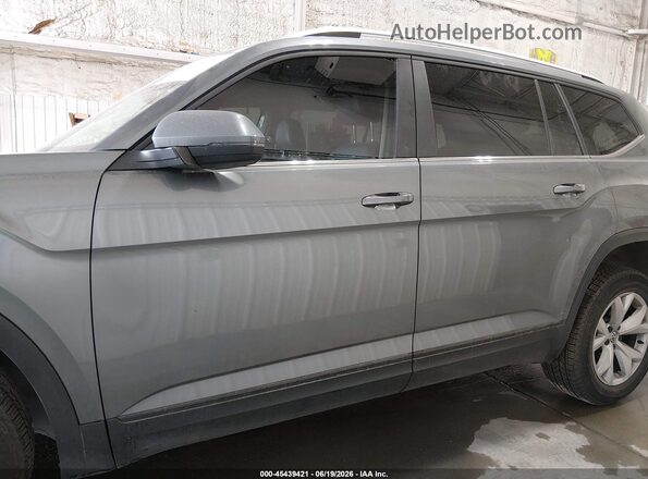 1V2LR2CA1JC561213 2018 VOLKSWAGEN ATLAS Gray სალონის 360-გრადუსიანი ხედი
