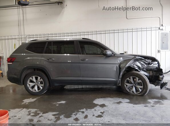 1V2LR2CA1JC561213 2018 VOLKSWAGEN ATLAS Gray უკანა სალონის ხედი