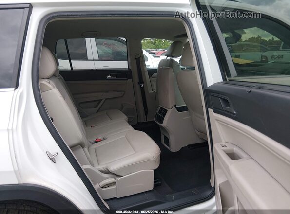 1V2LR2CA1KC555767 2019 VOLKSWAGEN ATLAS White Widok naklejki z numerem VIN