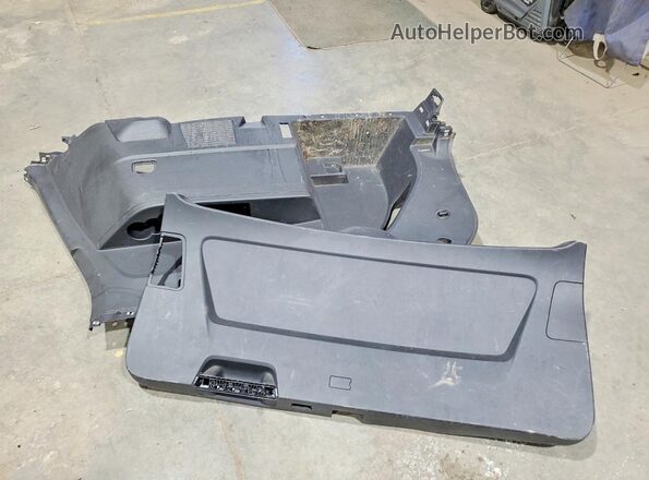 1V2LR2CA3JC530240 2018 VOLKSWAGEN ATLAS Gray Widok naklejki z numerem VIN