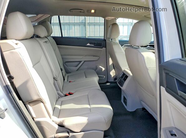 1V2MR2CA0KC520142 2019 VOLKSWAGEN ATLAS White Widok tylnych siedzeń