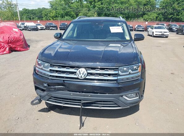 1V2MR2CA3JC540903 2018 VOLKSWAGEN ATLAS Black Widok z przodu