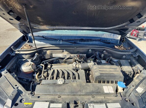 1V2MR2CA4JC537685 2018 VOLKSWAGEN ATLAS Серый 