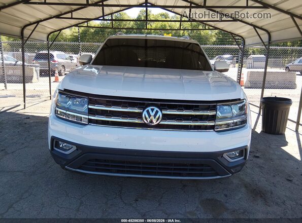 1V2MR2CA9JC510126 2018 VOLKSWAGEN ATLAS White Вид задньої частини салону