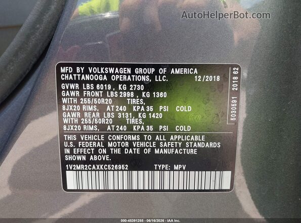 1V2MR2CAXKC526952 2019 VOLKSWAGEN ATLAS Silver Engine compartment view