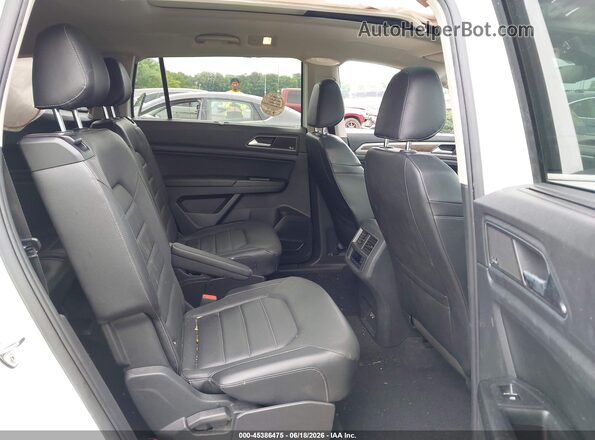1V2NR2CA0KC562959 2019 VOLKSWAGEN ATLAS White Vista de la etiqueta del VIN