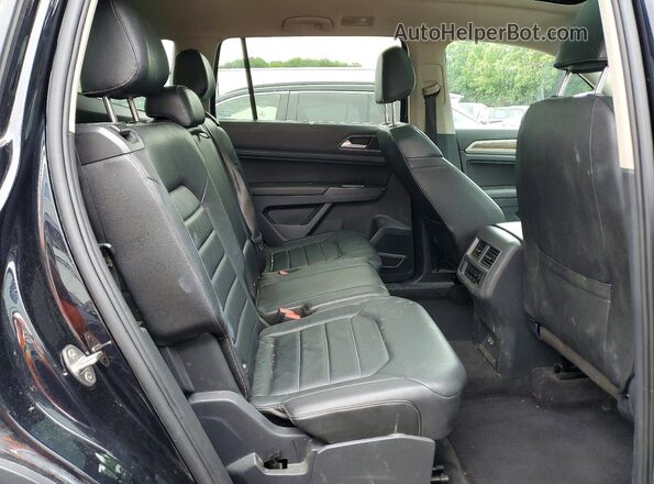 1V2NR2CA4JC503251 2018 VOLKSWAGEN ATLAS Черный Вид задней части салона