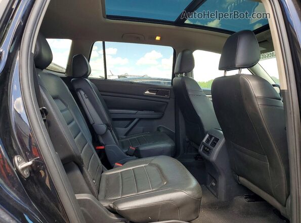 1V2NR2CA4JC580170 2018 VOLKSWAGEN ATLAS Black Widok wnętrza z tyłu