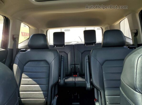 1V2NR2CA4JC580170 2018 VOLKSWAGEN ATLAS Black Widok tylnych siedzeń