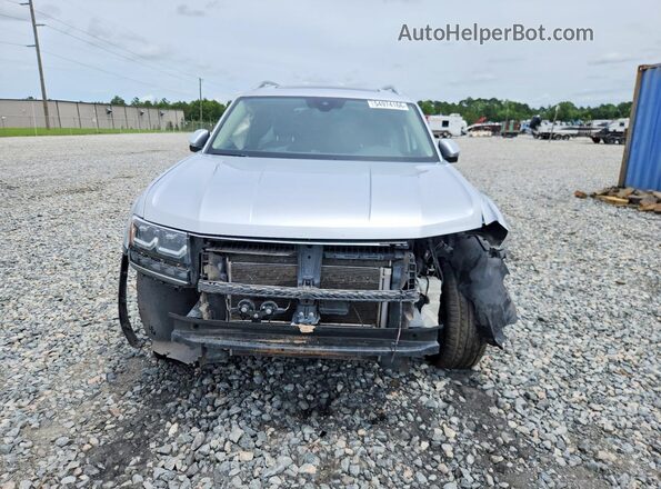 1V2NR2CA5JC507261 2018 VOLKSWAGEN ATLAS Silver Widok z przodu